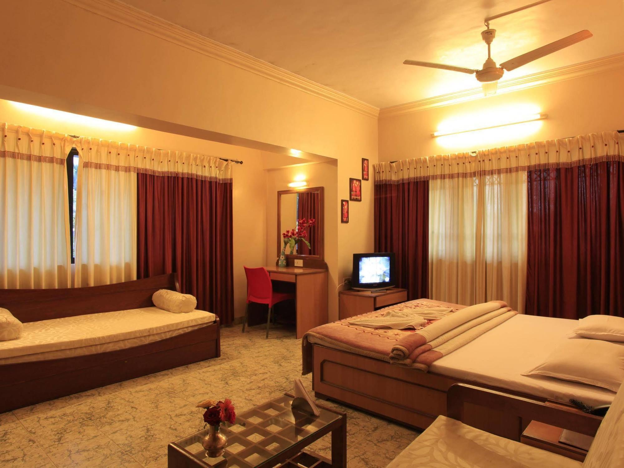 Hotel Sahyadri อลีบาก ภายนอก รูปภาพ